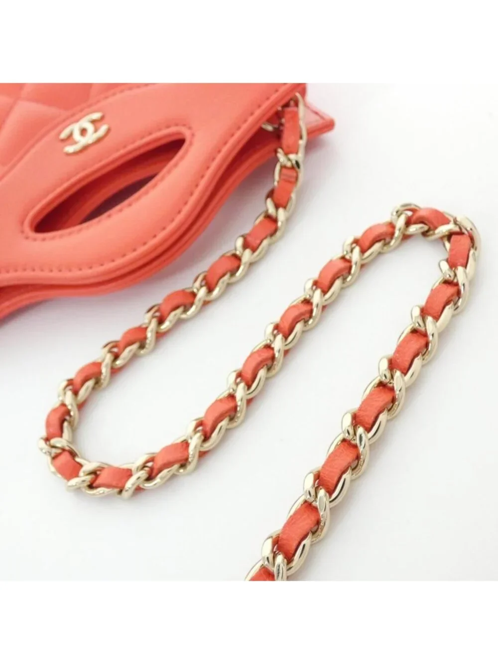 Chanel Chain Clutch Pink